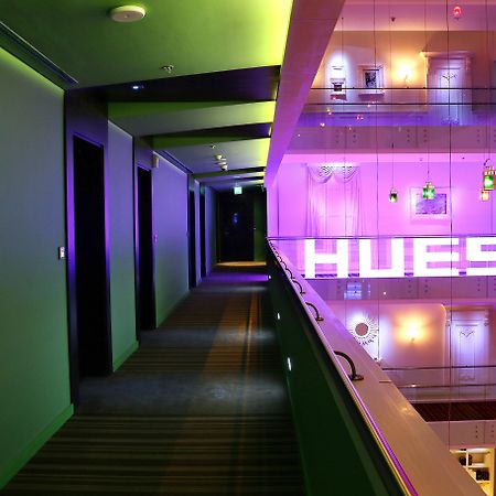 Hues Boutique Hotel Dubai Exterior photo