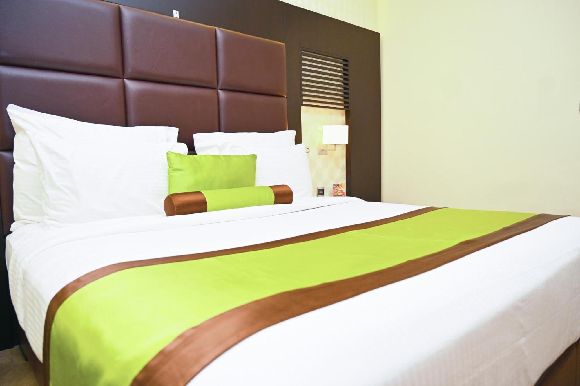 Hues Boutique Hotel Dubai Exterior photo